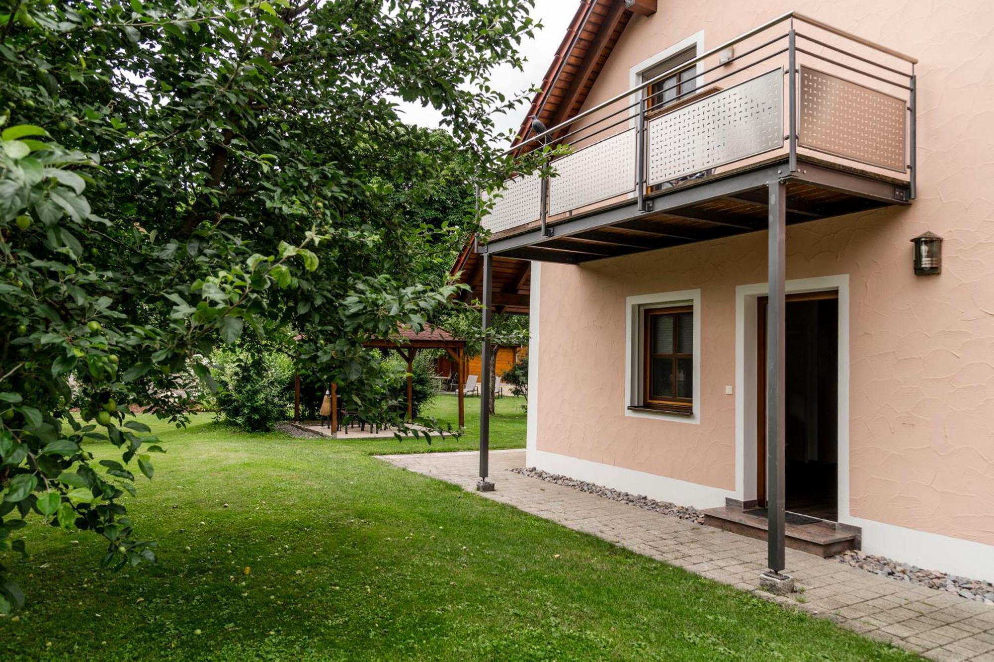 Landpension Birnthaler Kallmünz Exteriör bild